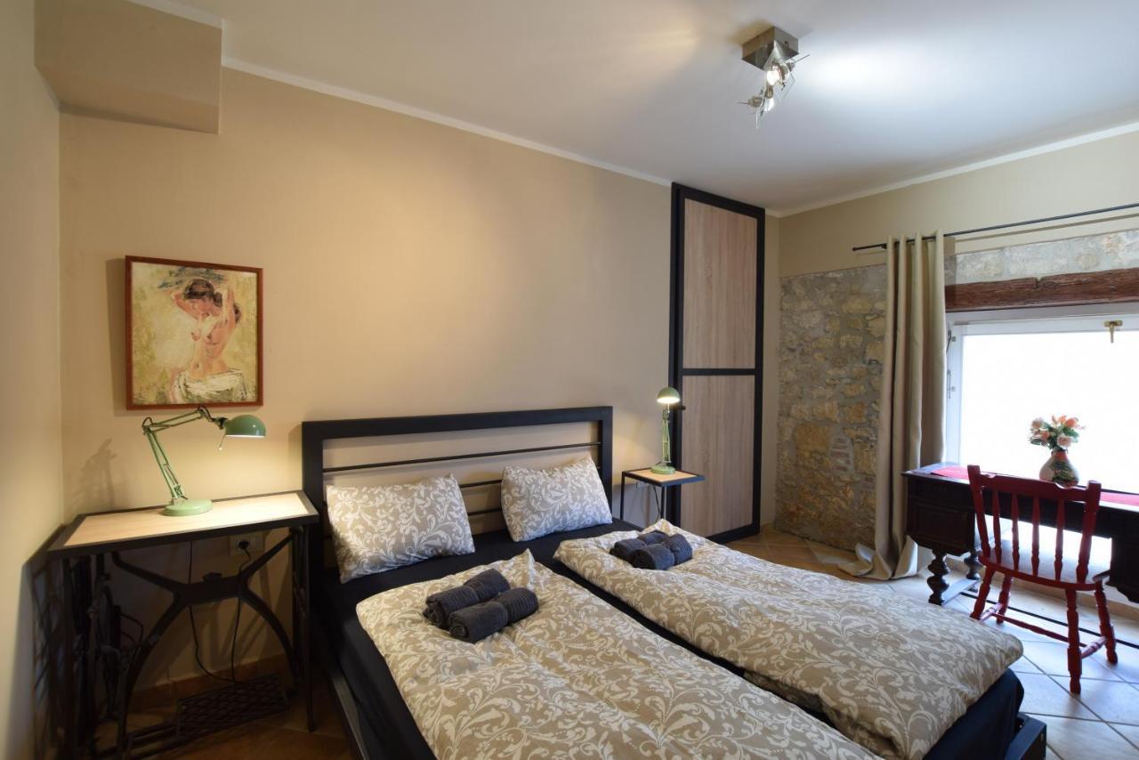 Saison Openning Prices Luxury Nini With Fireplace, Private Pool, Bikes, Barbecue And Much Villa Porec