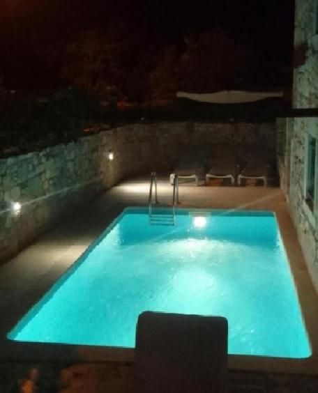 Saison Openning Prices Luxury Nini With Fireplace, Private Pool, Bikes, Barbecue And Much Porec