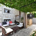 Best Prices Luxury Villa Nini With Fireplace, Private Pool, Bikes, Barbecue And Much More